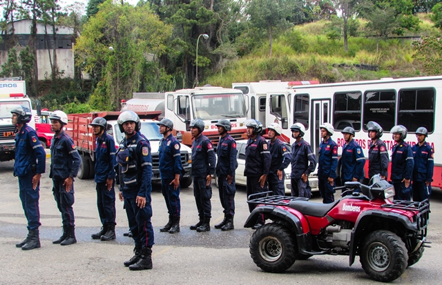 Bomberos de Miranda participan en 4to Curso de Manejo Técnico de Motos