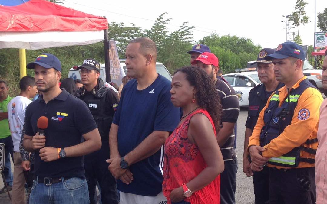 Más de 8 mil funcionarios resguardan a temporadistas en  Miranda