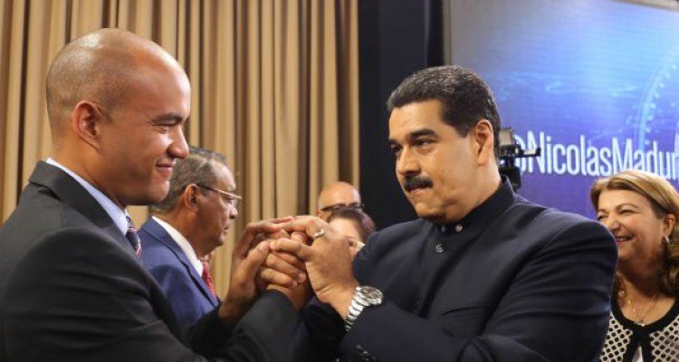 Gobernador Héctor Rodríguez respalda candidatura de presidente Maduro