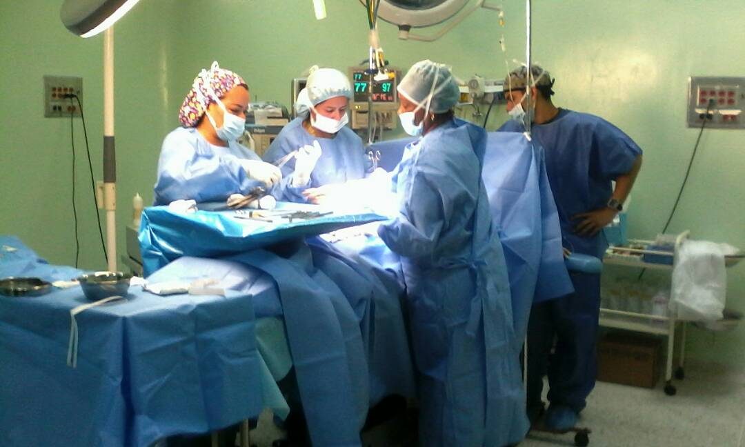 Gran Jornada Quirúrgica en el  Victorino Santaella