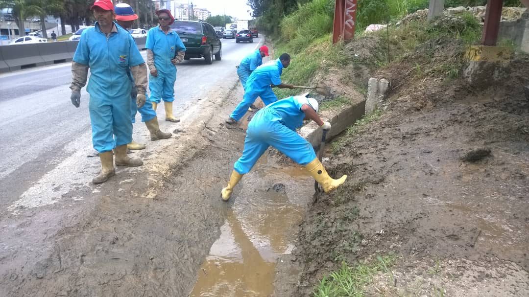 Gobierno regional trabaja en falla  de la Panamericana