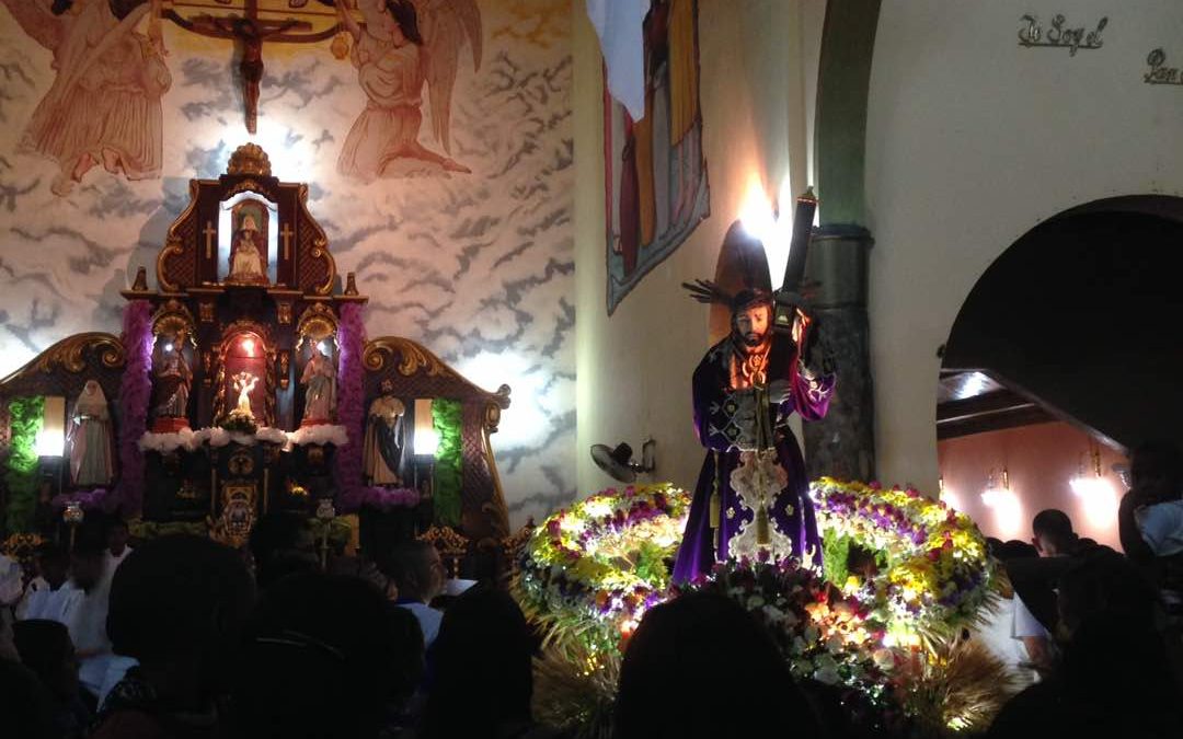 Devotos de Tacarigua renovaron su fe con procesión del Nazareno