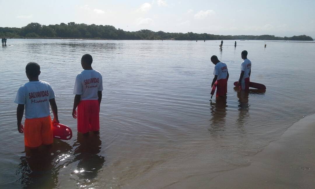 Salvavidas registran ocho rescates en las costas mirandinas