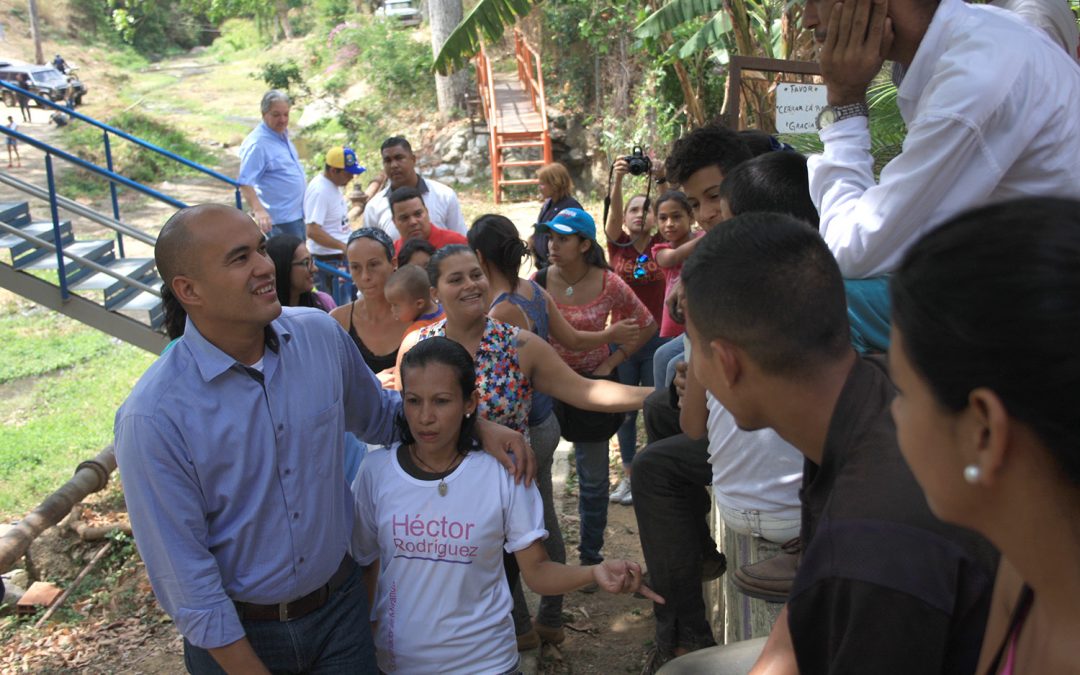 Más de 300 familias en  Charallave  beneficiadas con pasarela