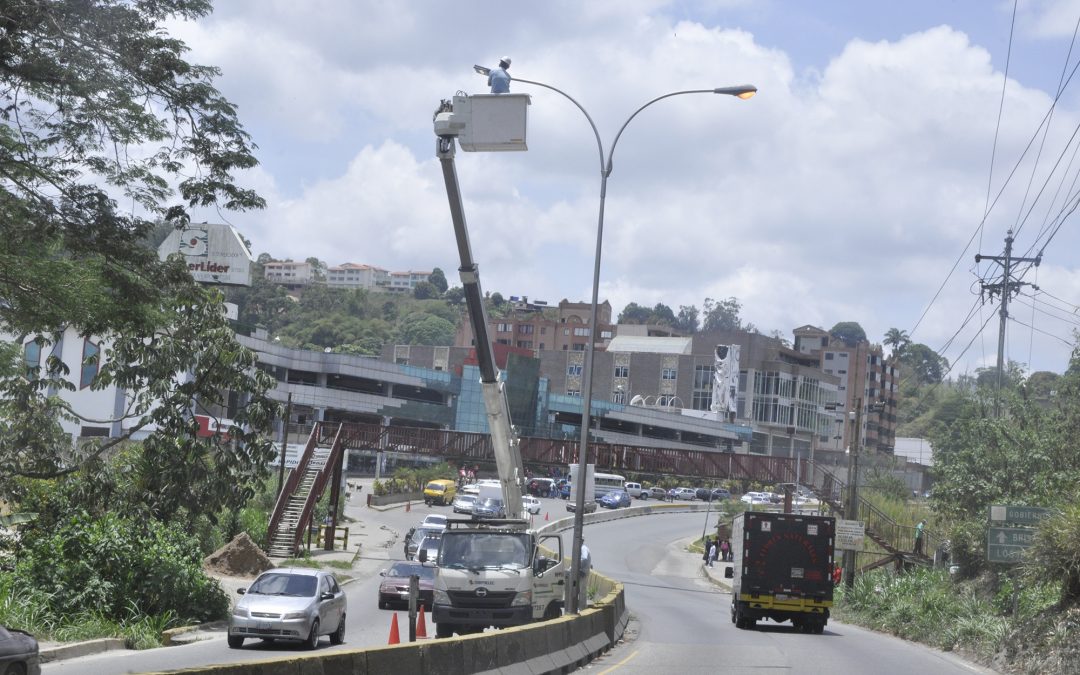 Inició sustitución de luminarias en la carretera Panamericana