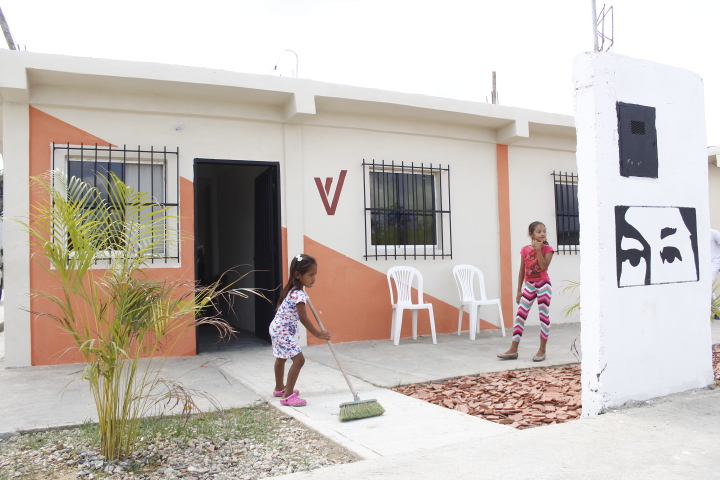 Un ladrillo para construir esperanza