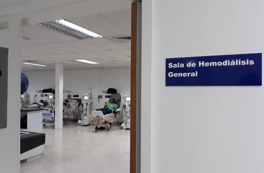 Rehabilitan 12 máquinas de diálisis del Victorino Santaella