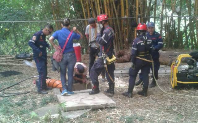 Bomberos de Miranda apoyaron reparación de tubería de Hidrocapital