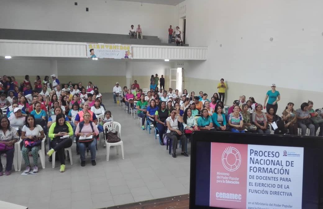 Gobierno de Miranda forma a docentes como directores