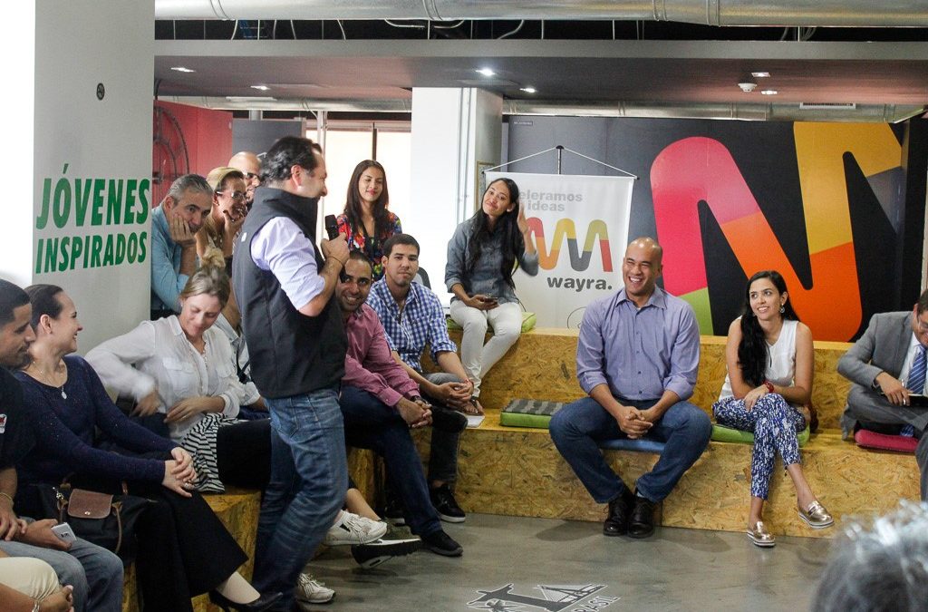 Gobierno de Miranda intercambió experiencias con jóvenes emprendedores para potenciar desarrollo económico