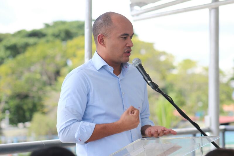 Gobierno de Miranda cumple compromisos con comunidad Bucaral del municipio Chacao