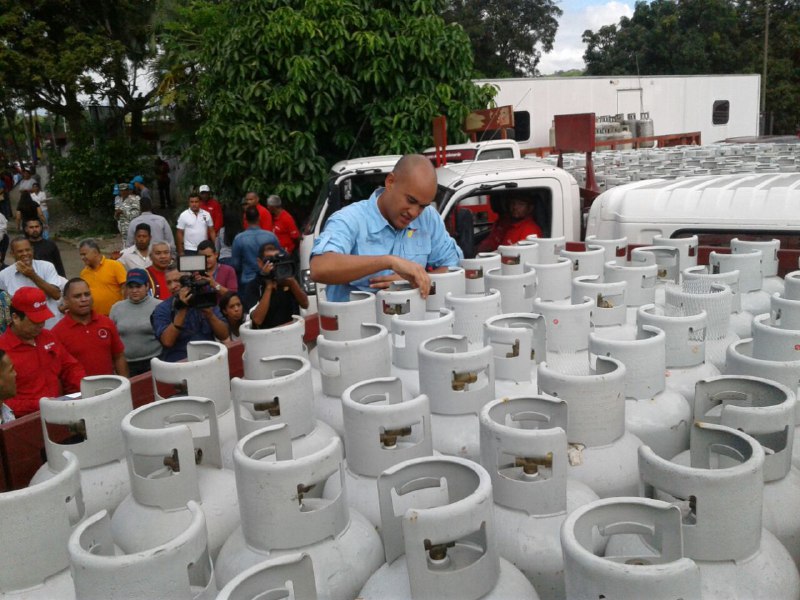 Gobernador Héctor Rodríguez activó Plan de Abastecimiento de Gas Doméstico