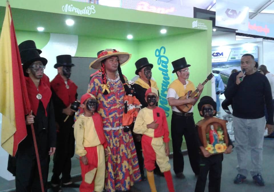 Tradición y colorido cultural engalanaron stands de Miranda en Fitven 2018