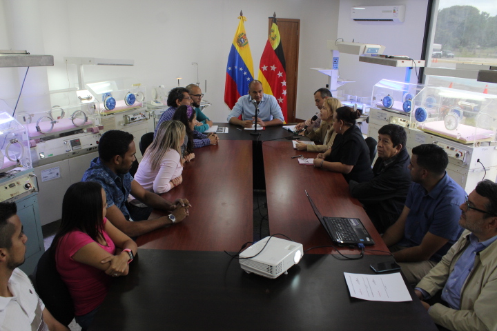 Gobierno de Miranda entregó equipos médicos al Materno Infantil de Petare