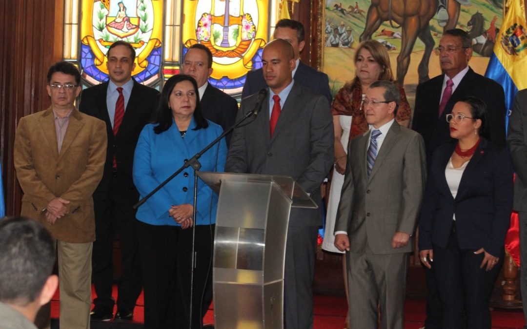 Gobernadores Bolivarianos respaldan al presidente Nicolás Maduro (Comunicado)