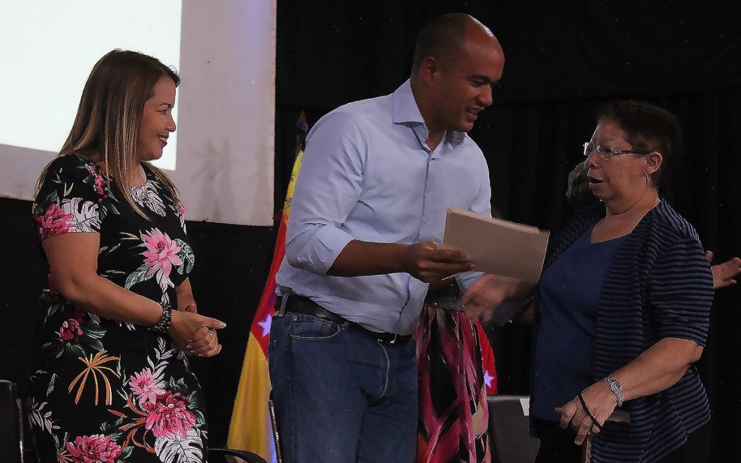 Gobernación honró compromisos laborales con maestros