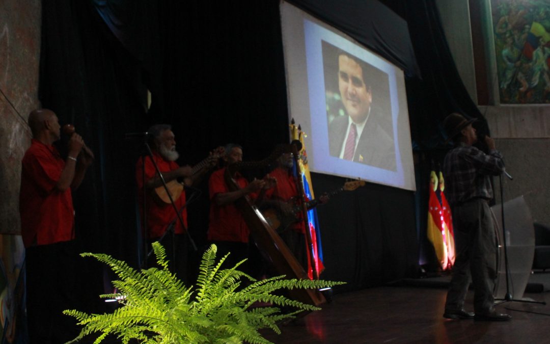 Miranda rindió homenaje al líder revolucionario Xoan Noya