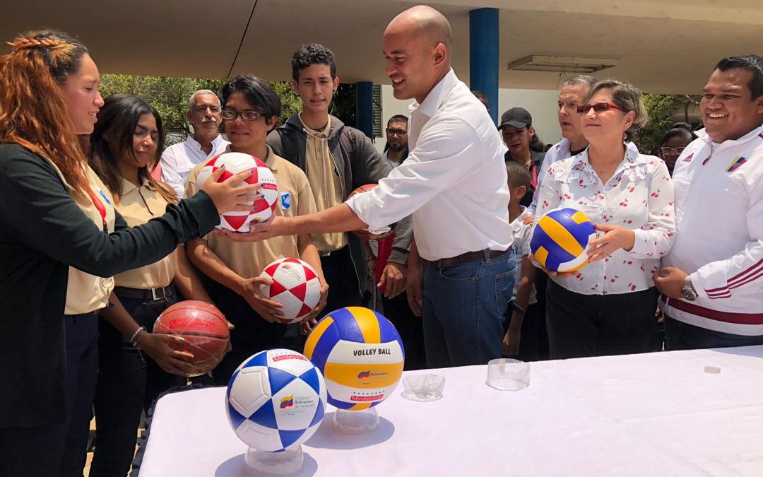 Gobernación apoyará creación de clubes deportivos y culturales
