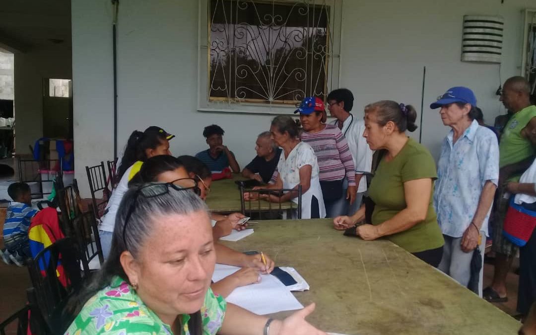 300 comunidades de Guarenas participaron en jornada nacional de consulta