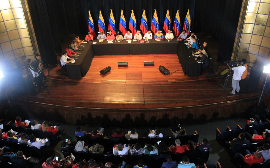 Gobernadores y alcaldes bolivarianos culminan jornada de Diálogo, Acción y Propuestas
