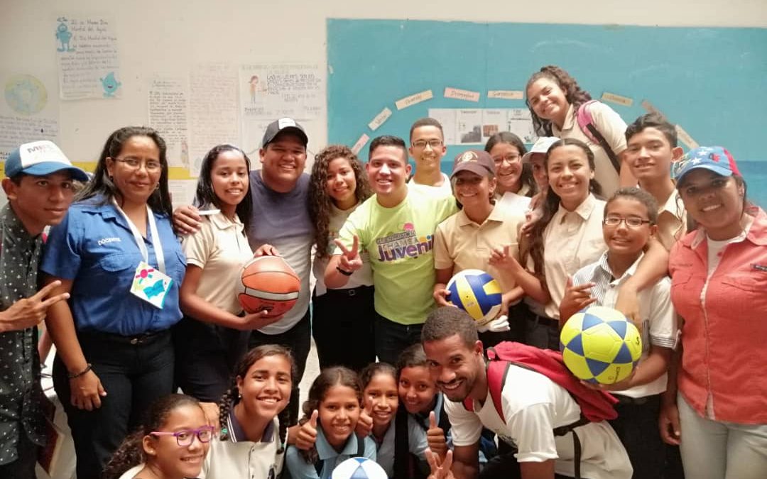 Entregaron material deportivo en liceo Danilo Anderson de Barlovento