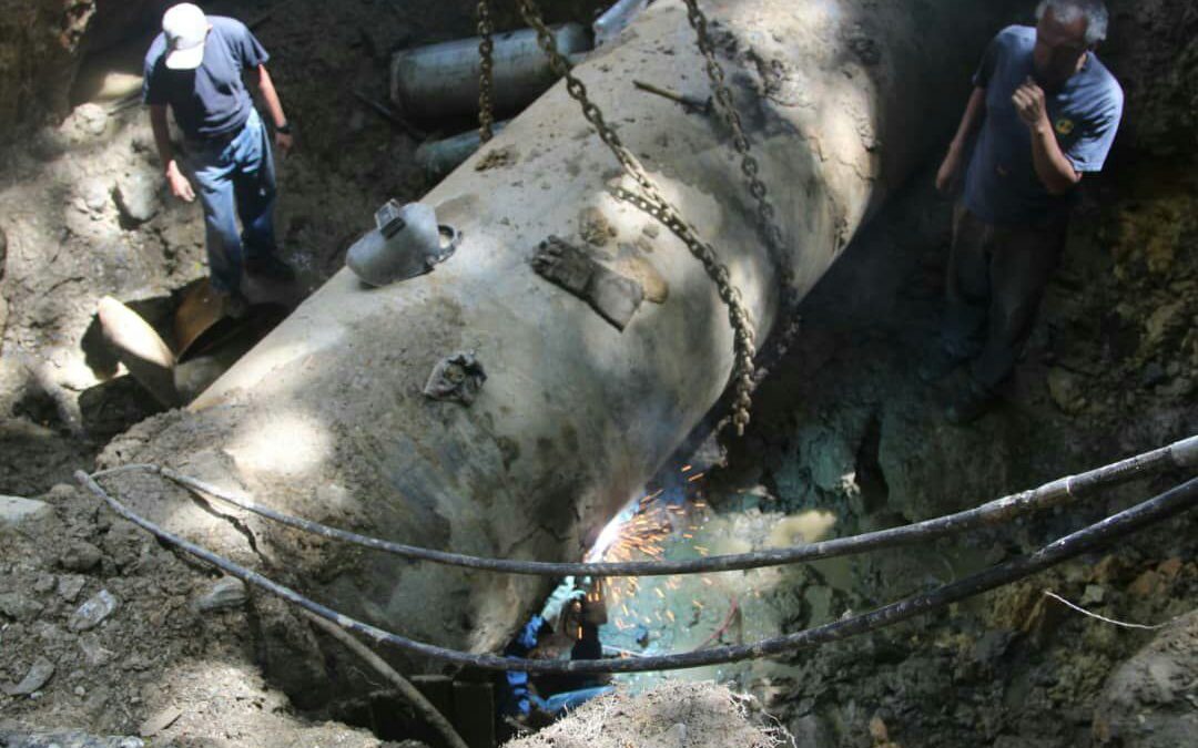 Culminan trabajos de tubería de agua potable en Paz Castillo