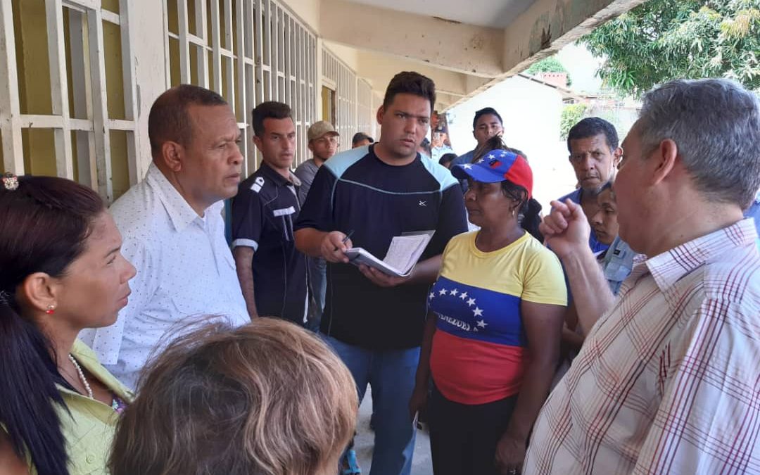 Gobernación de Miranda inspecciona escuela Lía Imber en el municipio Paz Castillo