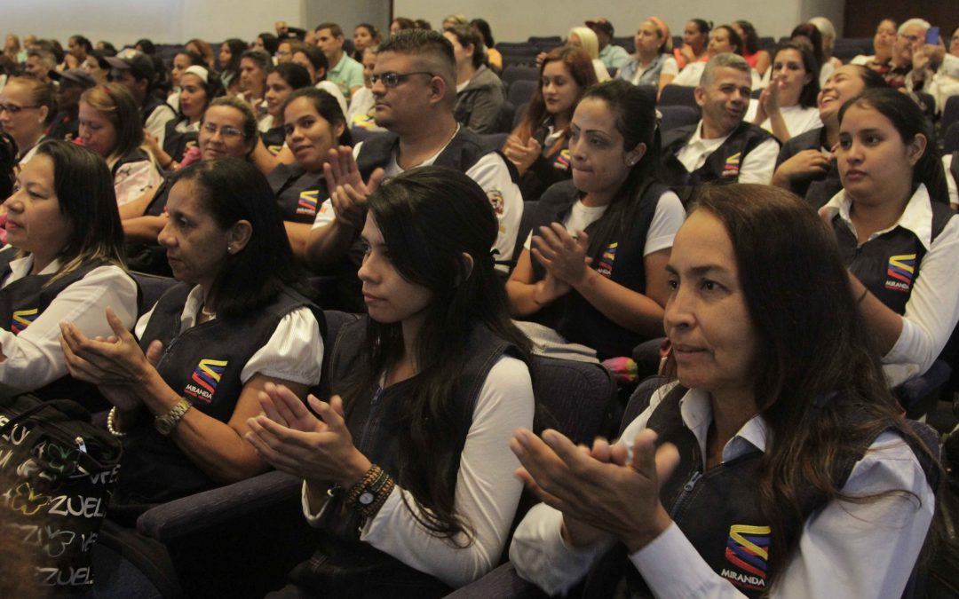 Gobierno de Miranda garantiza protección social para los maestros