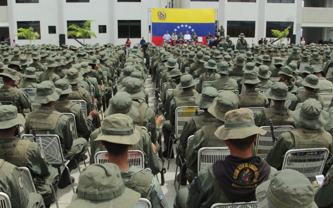 Entregan reconocimientos a cadetes de la Academia Militar Comandante en Jefe Hugo Chávez Frías