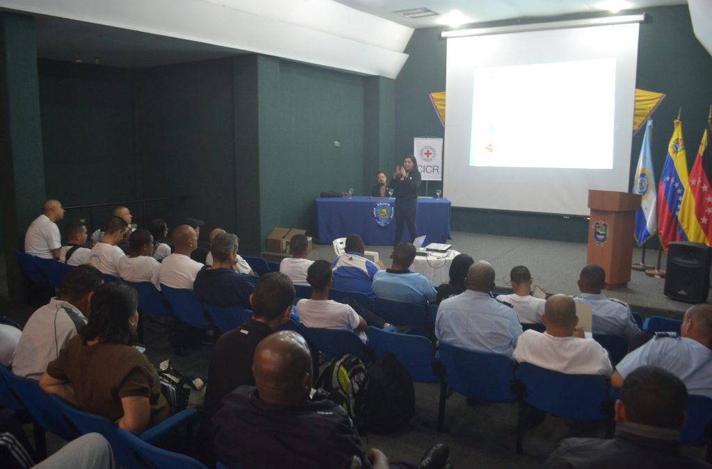 Dictaron seminario del uso progresivo de la fuerza a personal de la Policía de Miranda