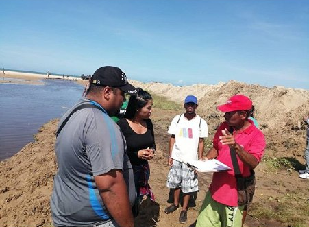 Turismo Miranda y Corposervicios realizan trabajos de drenaje en laguna de Tacarigua