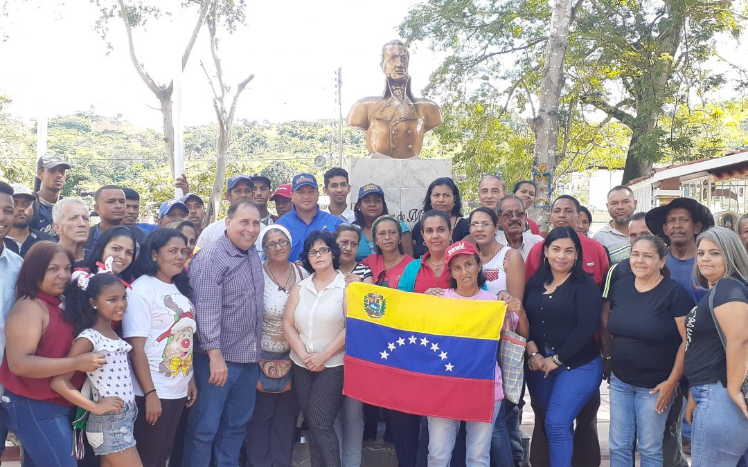 Reinaugurada plaza Generalísimo Francisco de Miranda de Santa Teresa