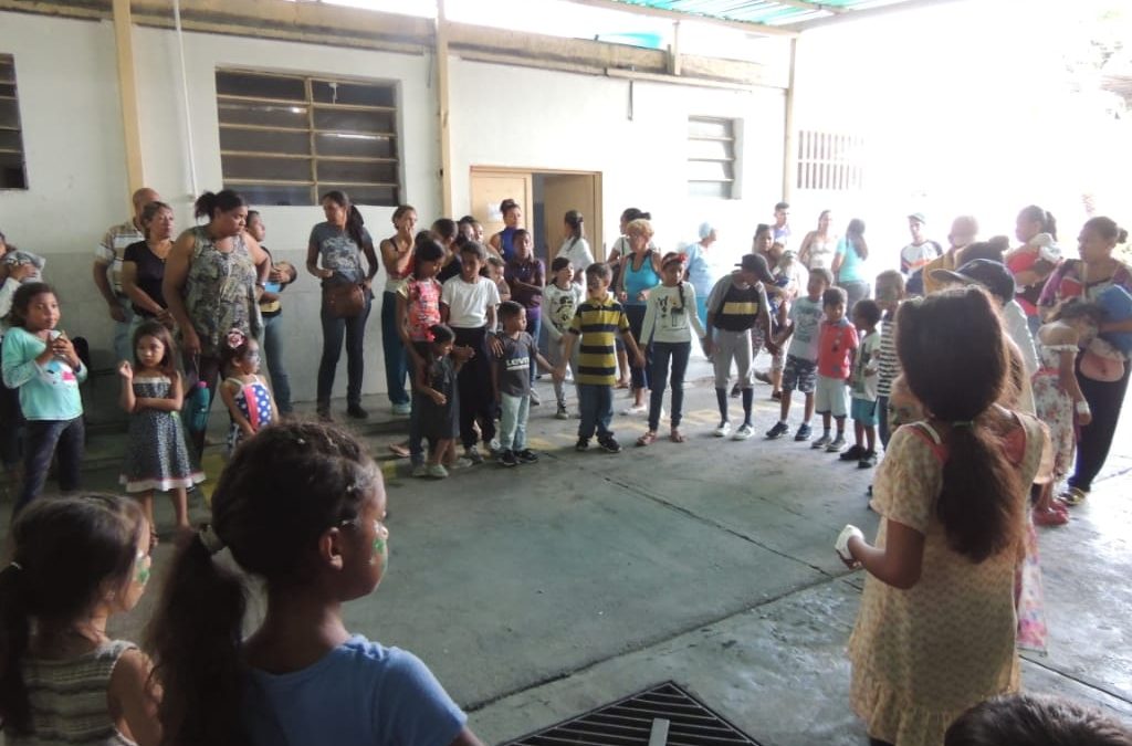 Pacientes del Hospital Santa Teresita de Jesús disfrutaron de celebración navideña