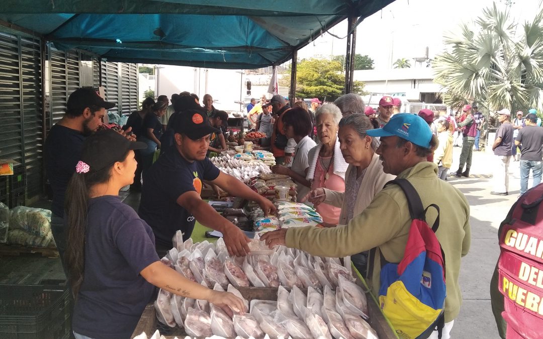 Mercado Comunitario expendió más de 4 toneladas de alimentos en Los Teques