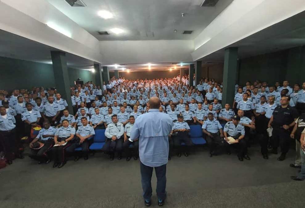 Recibieron a nuevos oficiales de la Policía de Miranda