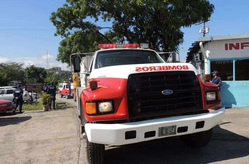 Recuperados dos camiones cisternas para Bomberos de Miranda en Santa Teresa del Tuy