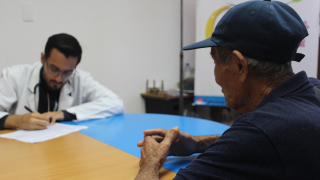 Adultos Mayores y embarazadas del municipio Carrizal recibieron jornada de atención médica