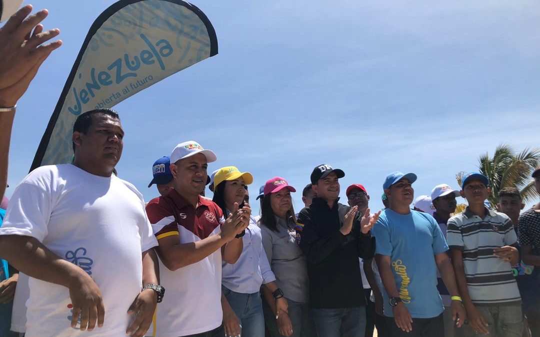 Activan Feria Deportiva en playa Los Totumos del municipio Brión