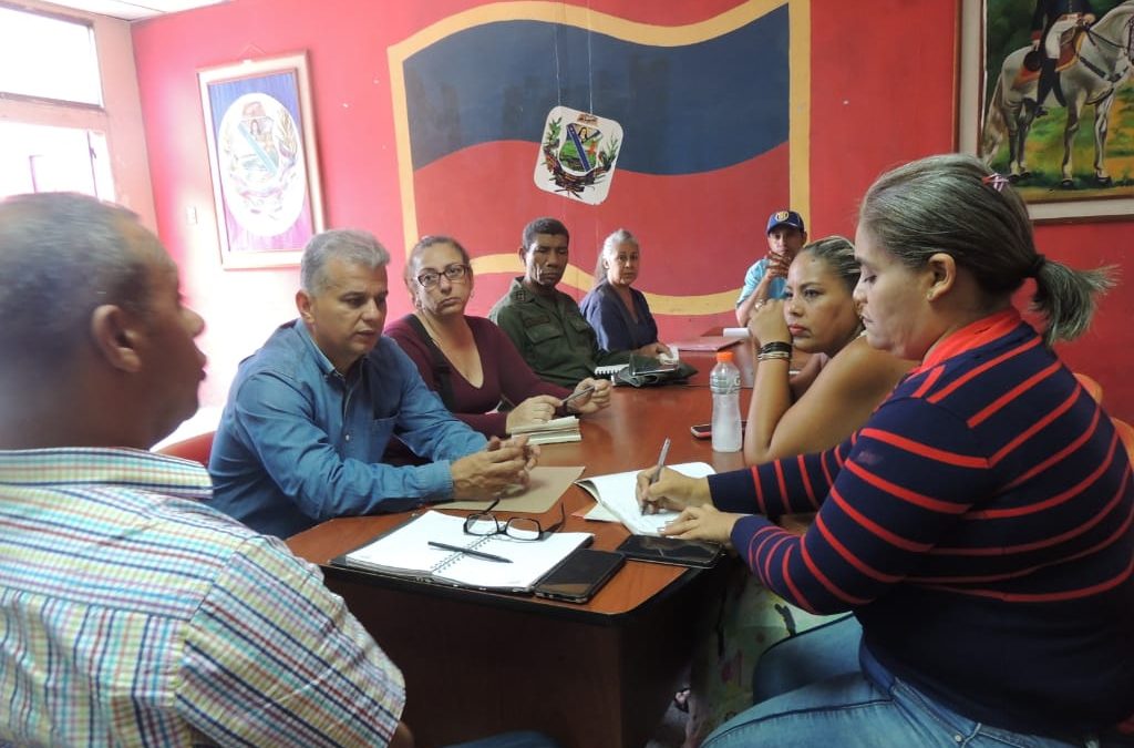Revisan estructuras de Gobiernos Comunitarios de Independencia