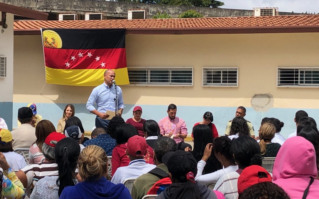 Gobierno Comunitario facilita resolución de problemas a comunidades de Hoyo de la Puerta