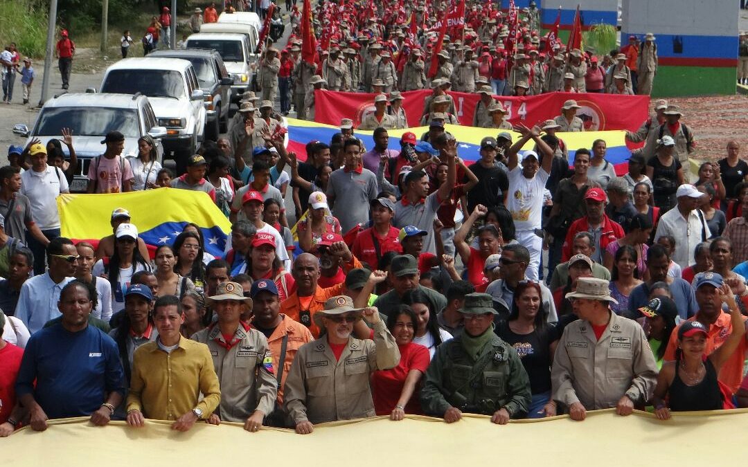 Guarenas se movilizó en unión cívico-militar en defensa de la soberanía de la patria