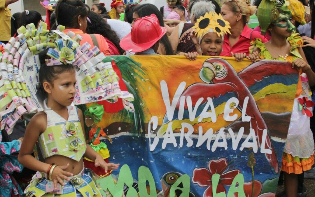 Desfile de Carnaval recorrió municipios mirandinos