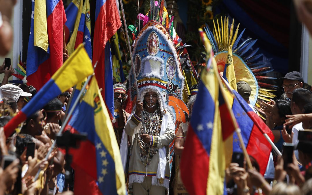 Fieles desbordaron calles de Ocumare del Tuy en la 79° Escolta de los Indios Coromotanos