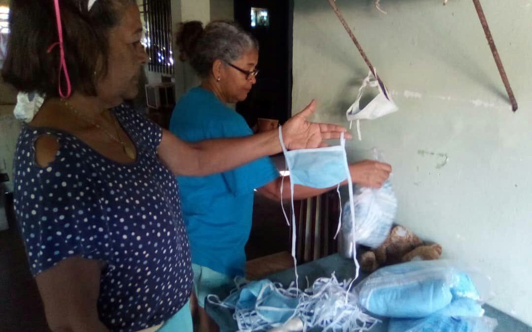 Grupo solidario de emprendedoras mirandinas ha confeccionado 50 mil tapabocas para el pueblo