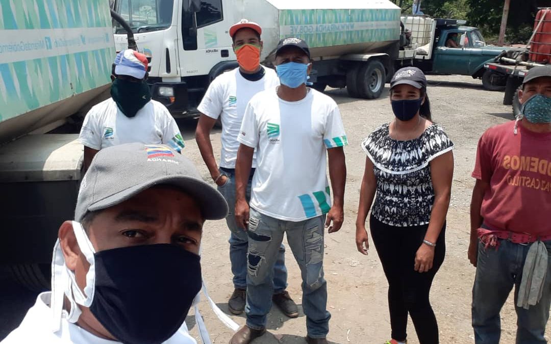 Alexander Medina se esfuerza diariamente para garantizar suministro de agua durante la pandemia
