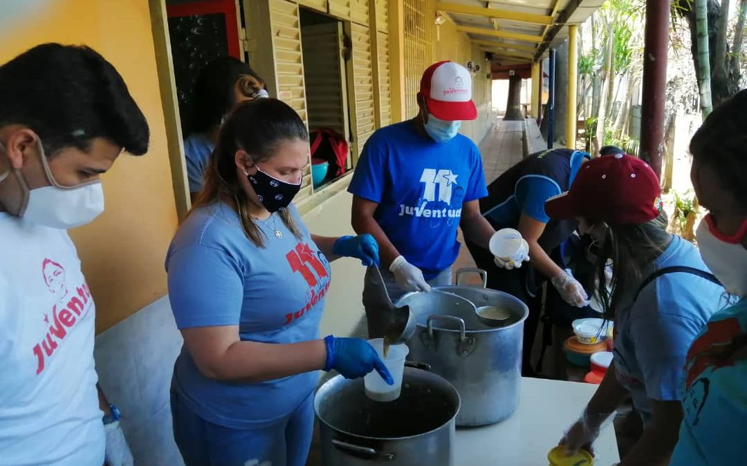 Brigada de Solidaridad Juvenil de Miranda apoya trabajo del PAE en Petare