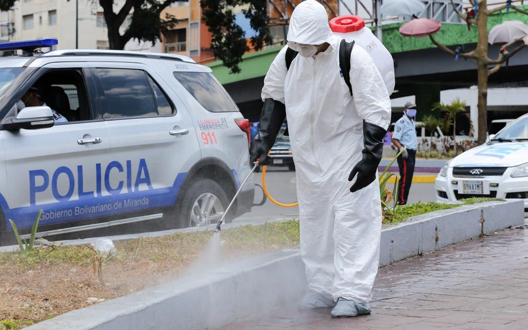 Ciudad Lebrum recibe jornada de desinfección
