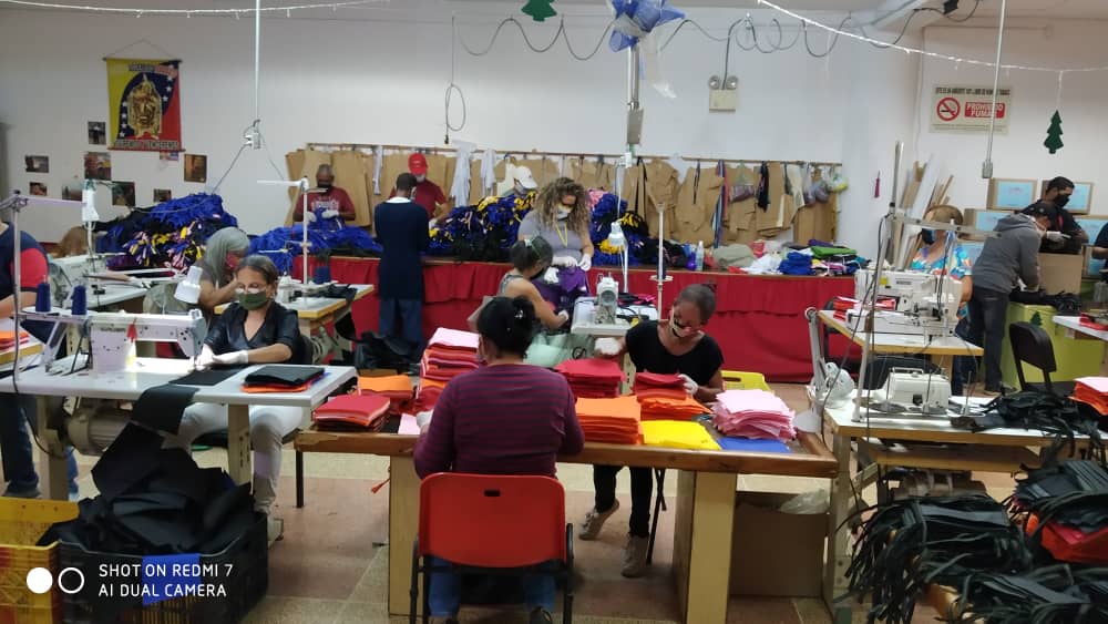 Más de 700 mil mascarillas han confeccionado empresas comunales en Miranda