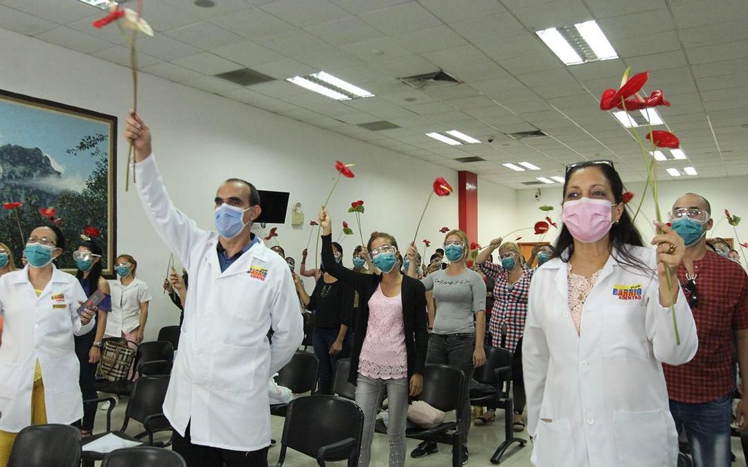 Miranda recibe a delegación médica cubana para fortalecer combate contra la COVID-19