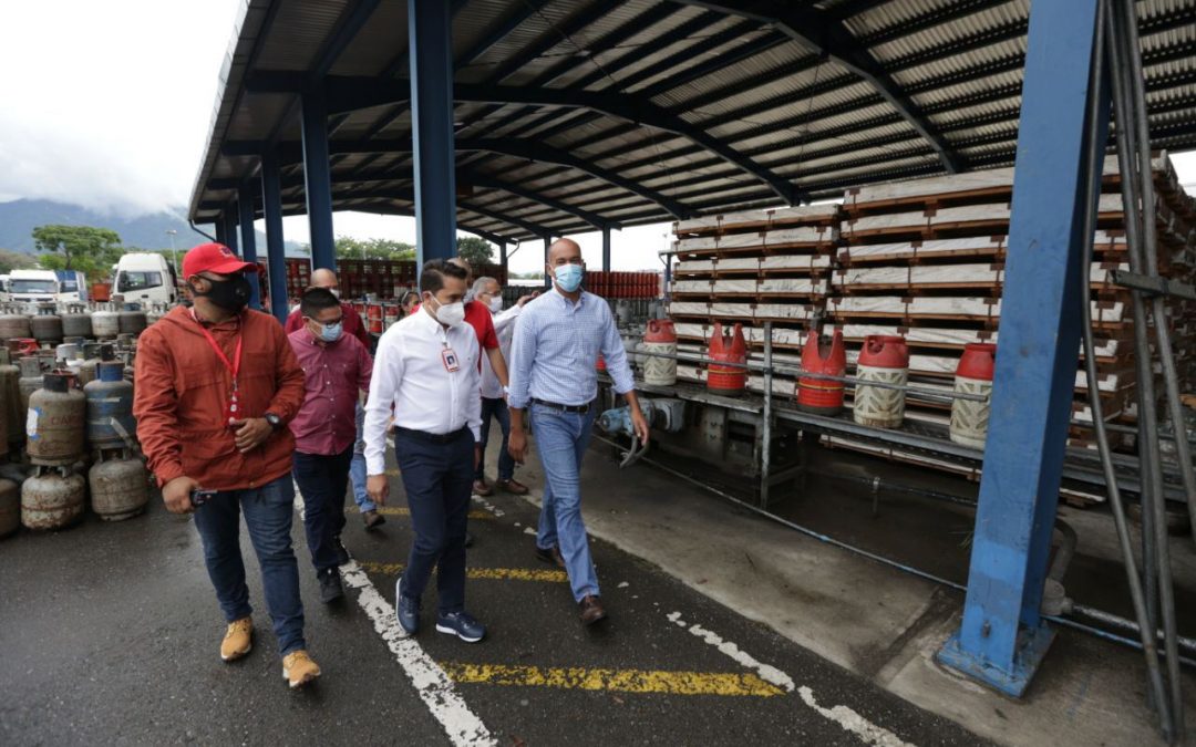 Distribuirán  750 mil bombonas de gas para familias mirandinas